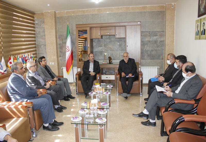 اعلام آمادگی وزارت خارجه برای افزایش همکاری با فعالان اقتصادی کردستان